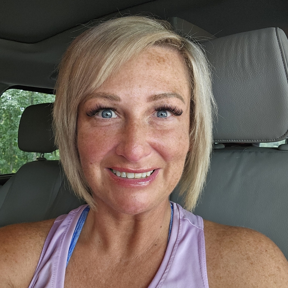 Meet your Posher, Carrie